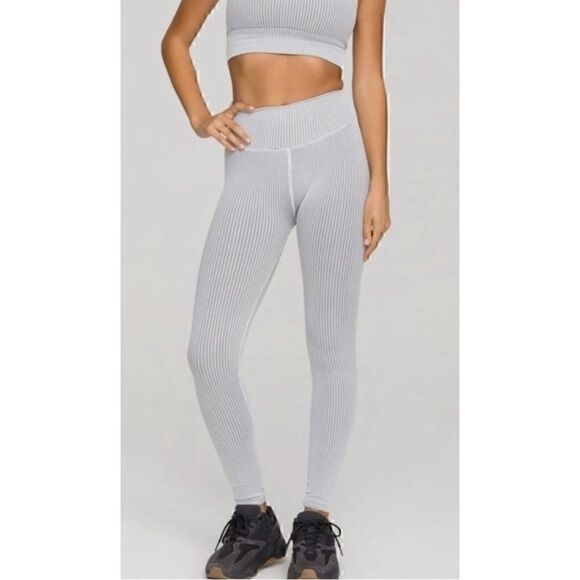 NWT Good American Seamless Core Power Compression Ribbed Leggings White Size 1/2 - Picture 1 of 13